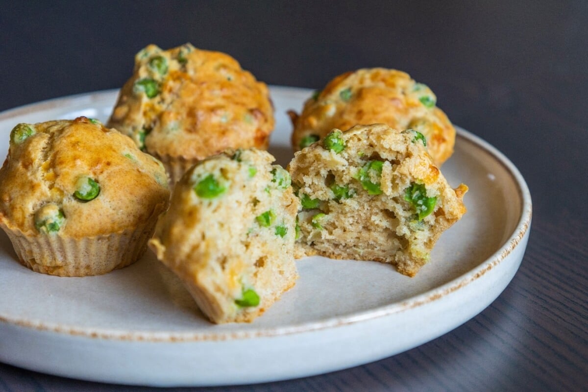 Bolinho de aveia com ervilha e grão-de-bico (Imagem: Adriana Marteva | Shutterstock)