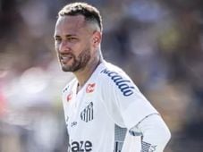 Imagem - Neymar recebe 'parça' em primeira noite na mansão nova em Santos