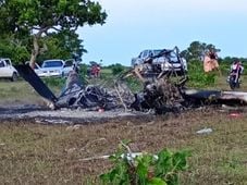 Imagem - Duas pessoas morreram após queda de avião de pequeno porte em Prado