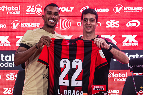 Atacante Lucas Braga foi apresentado oficialmente como reforço do Leão