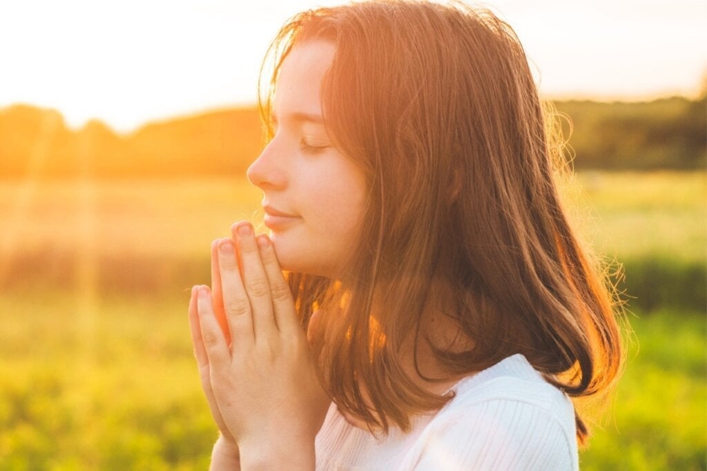 Orações à Santa Escolástica clamam por sua intercessão e sabedoria (Imagem: Nastyaofly | Shutterstock)