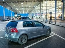 Imagem - Golf misterioso está há um ano em aeroporto e já deve R$ 1 milhão em estacionamento