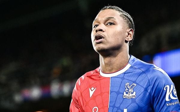 Matheus França em ação pelo Crystal Palace