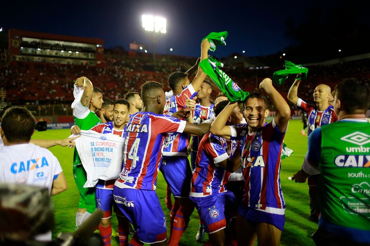 Em 2018, Bahia comemorou título de campeão baiano diante da torcida do Vitória