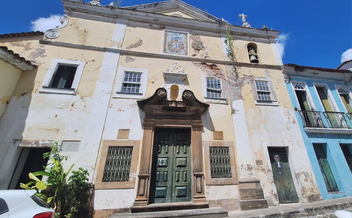 Fachada da Igreja de São Miguel, na Rua Frei Vicente