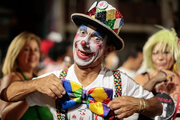 Palhaços do Rio Vermelho celebram 15 anos com ato simbólico e homenagem a Anselmo Serrat fundador do Circo Picolino