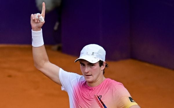 João Fonseca venceu Francisco Cerúndolo e conquistou o ATP 250 de Buenos Aires