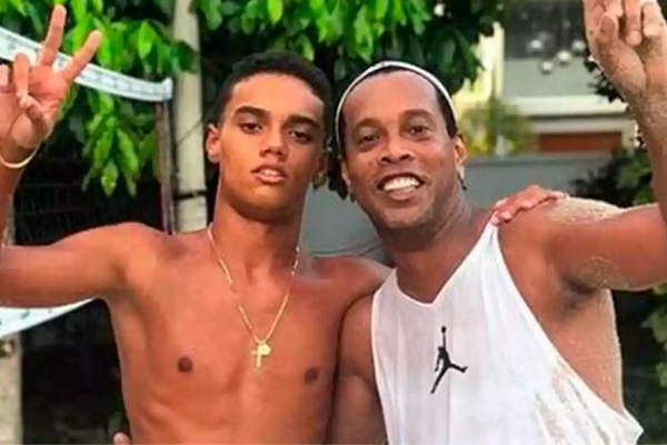 Ronaldinho Gaúcho e João Mendes