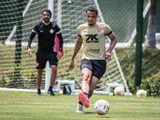 Imagem - Valendo a liderança na Copa do Nordeste, Vitória trava duelo de leões contra o Fortaleza