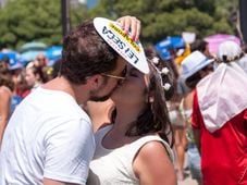 Imagem - Aumento de casos da 'doença do beijo' antes do Carnaval preocupa especialistas