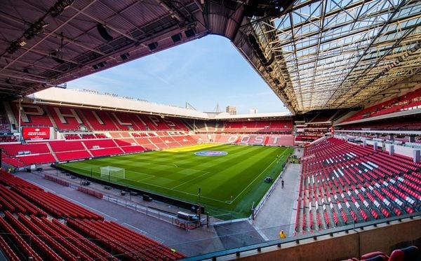 Jogo será disputado no Philips Stadion, na Holanda