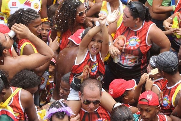 Antigo Bloco Algodão Doce, com cordas, em 2011, no Campo Grande