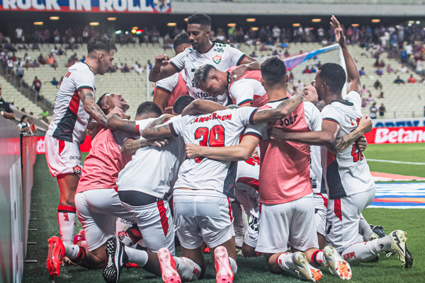 Vitória enfrenta o Atlético de Alagoinhas neste sábado (22)