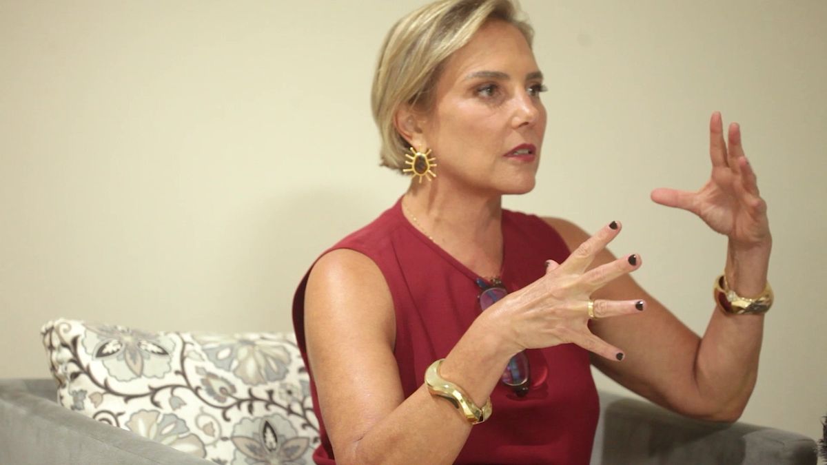 Heloísa Perissé conta sua jornada de cura contra o câncer por Eduardo Bastos
