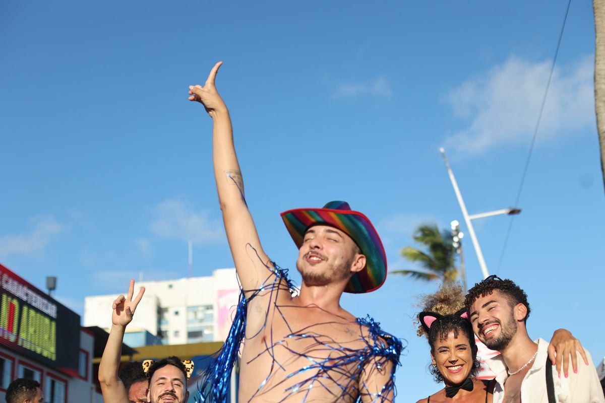 Clebson Dias foi curtir o Furdunço neste domingo