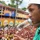 Imagem - Lembra disso? Neymar já tomou mamadeira no Carnaval de Salvador