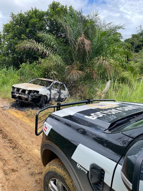 Carro usado na morte de advogada é encontrado carbonizado 