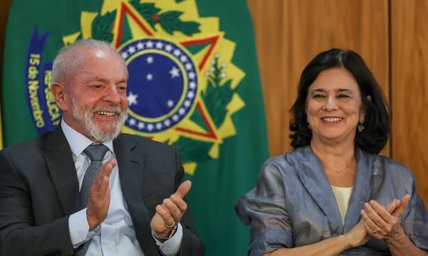 Lula e Nísia