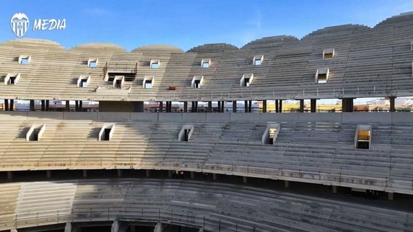 Arquibancadas do Nou Mestalla