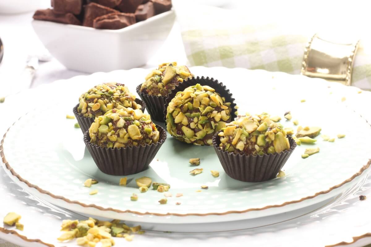 Brigadeiro de pistache (Imagem: Bruno Lozich Silva | Shutterstock)