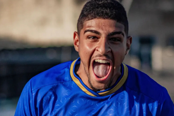 Filho de Adriano Imperador foi anunciado pelo Acadêmica de Coimbra