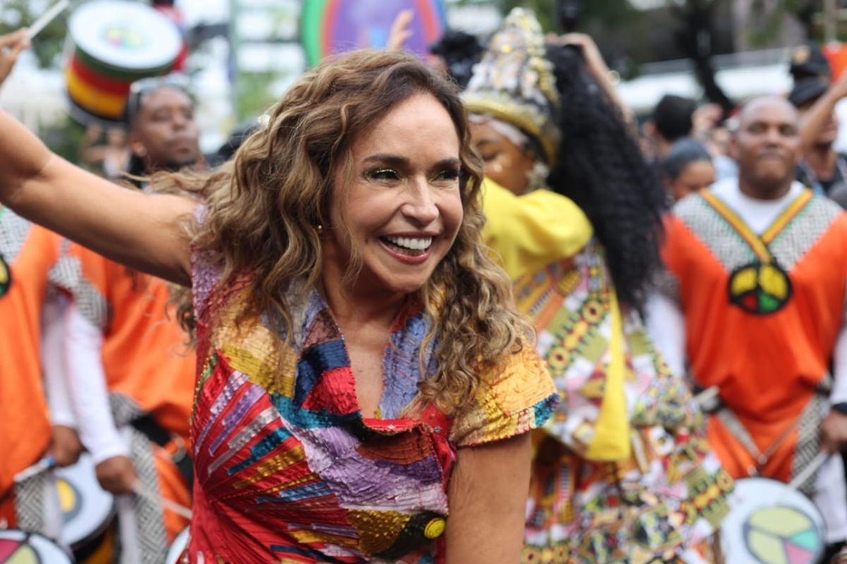 Daniela se apresentou na homenagem aos 