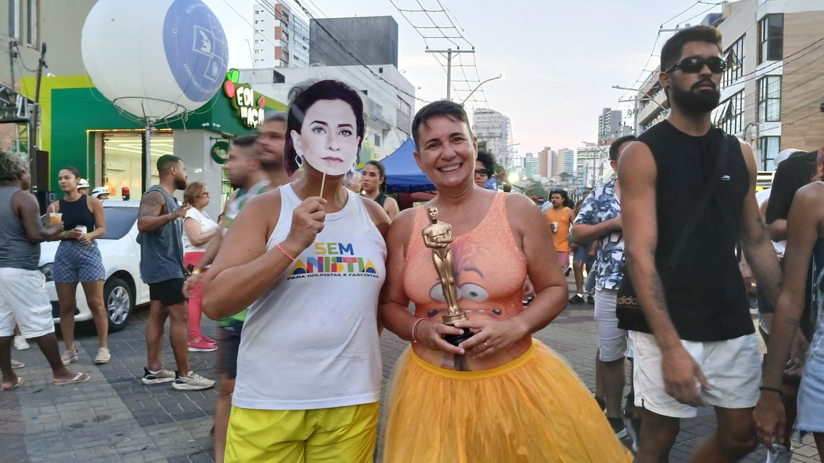 Suzi Camey, 53, e Luciana Nunes, 54