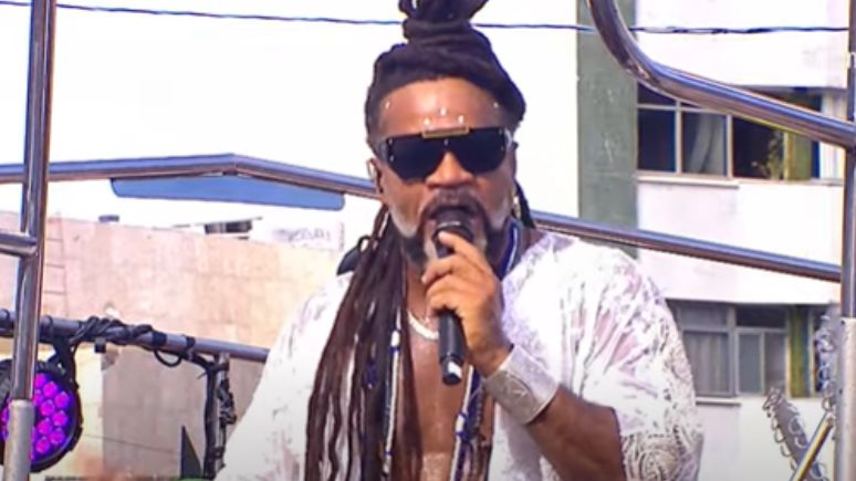 Carlinhos Brown por Reprodução