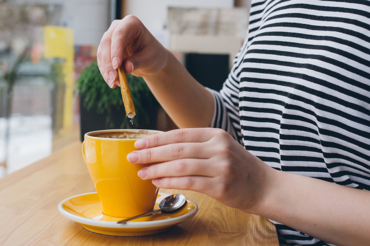 O adoçante também pode ser utilizado 
em dietas emagrecedoras (Imagem: Irina Timokhina | Shutterstock)
