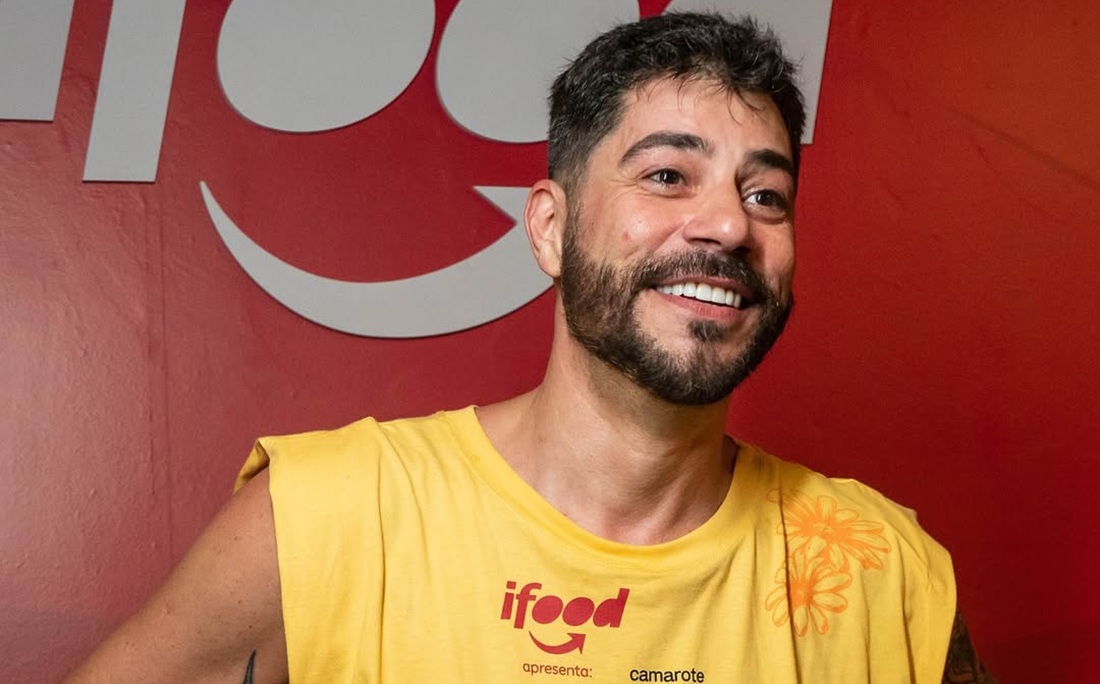 Evaristo Costa no camarote Expresso 2222 por Geovane Peixoto/Camarote Expresso 2222/Reprodução