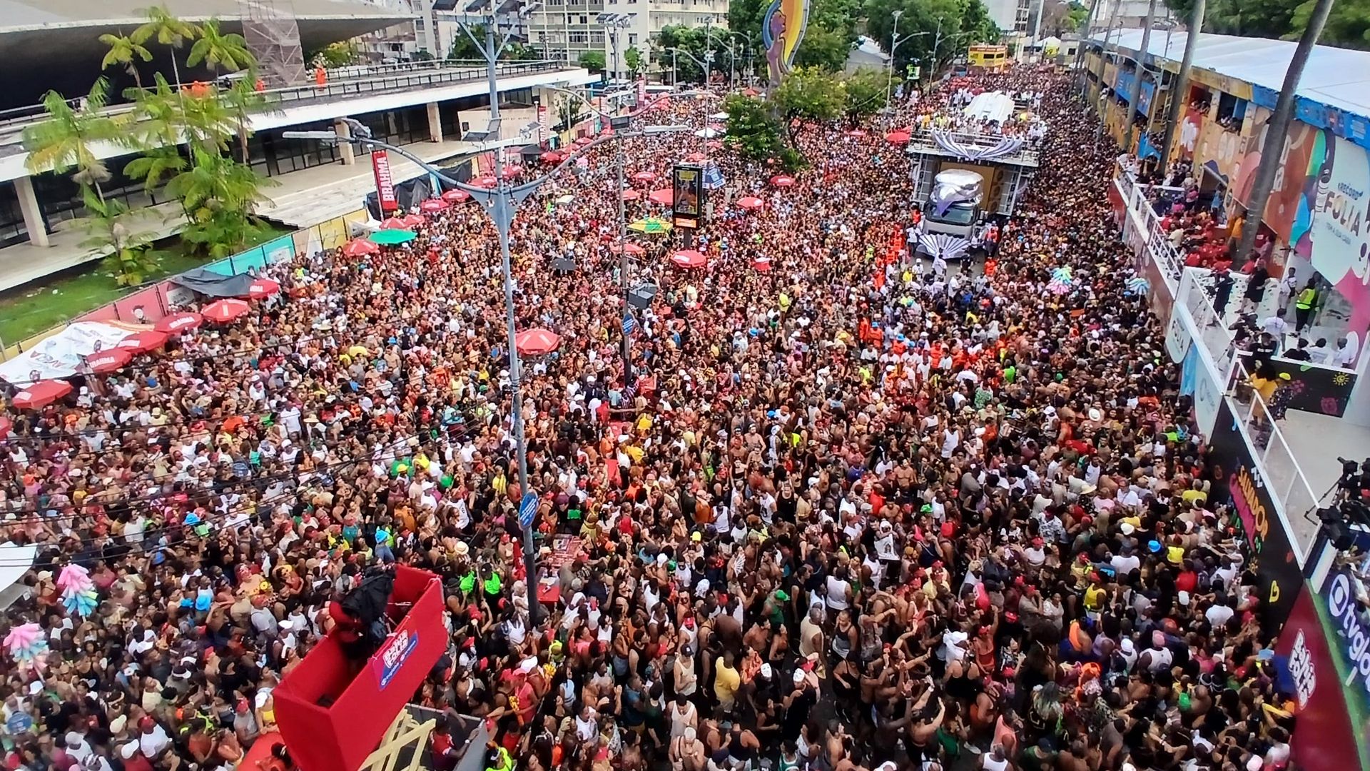 Imagem - 'O Verão Bateu em Minha Porta', de Ivete Sangalo, vence troféu Correio Folia de melhor música do Carnaval 2025