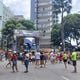 Imagem - Fãs fazem fila para tirar foto com trio de Ivete no Campo Grande