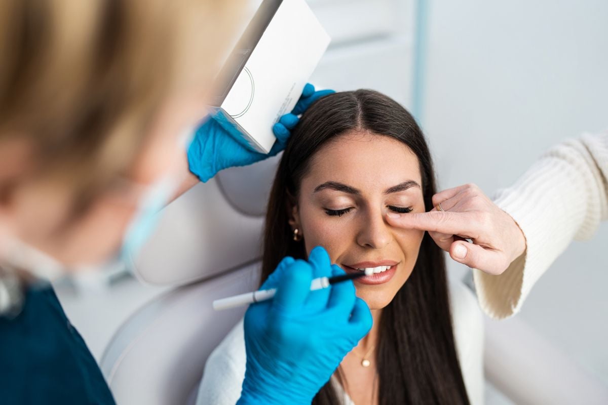 Dentistas vão poder fazer cirurgias faciais