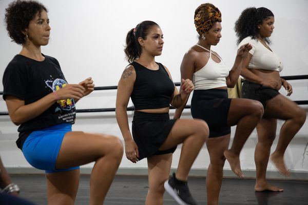 Aula de dança na Funceb