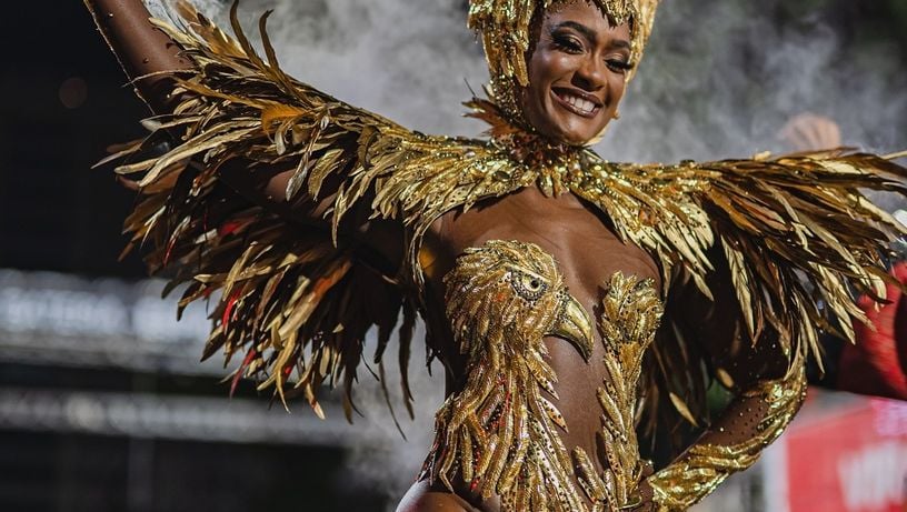 Imagem - Erika Januza desabafa após deixar posto de rainha de bateria da Viradouro: 'pediram o cargo'