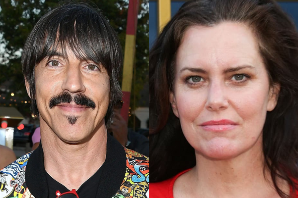  Anthony Kiedis e Ione Skye