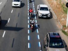 Imagem - Durante teste da motofaixa, motoristas não serão multados por trânsito a até 70km/h na Avenida Bonocô