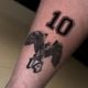 Imagem - Arrascaeta faz tatuagem em homenagem ao Flamengo; veja foto