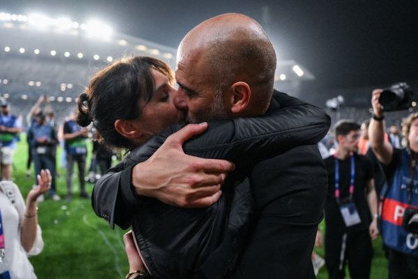 Guardiola e a esposa