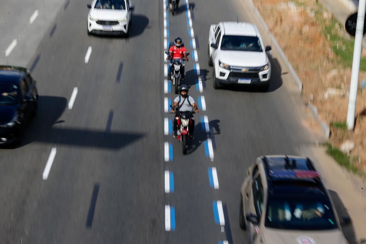 Motofaixa na Avenida Bonocô