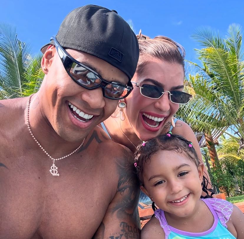 Léo Santana, Lore Improta e Liz  por Reprodução/Instagram