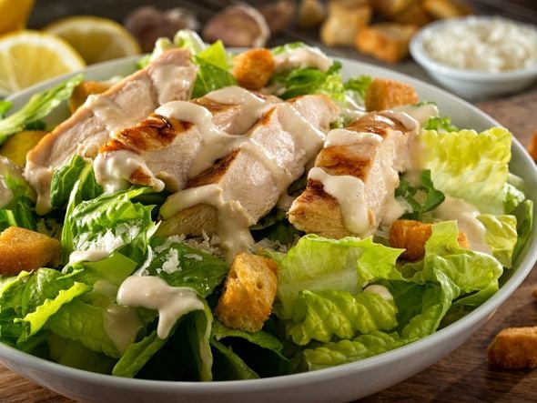 Imagem - 7 receitas de saladas refrescantes e saborosas