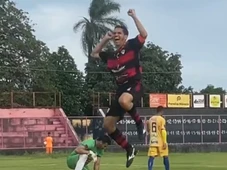 Imagem - Lembra dele? Aos 49 anos, baiano faz 1° gol após retornar da aposentadoria; veja