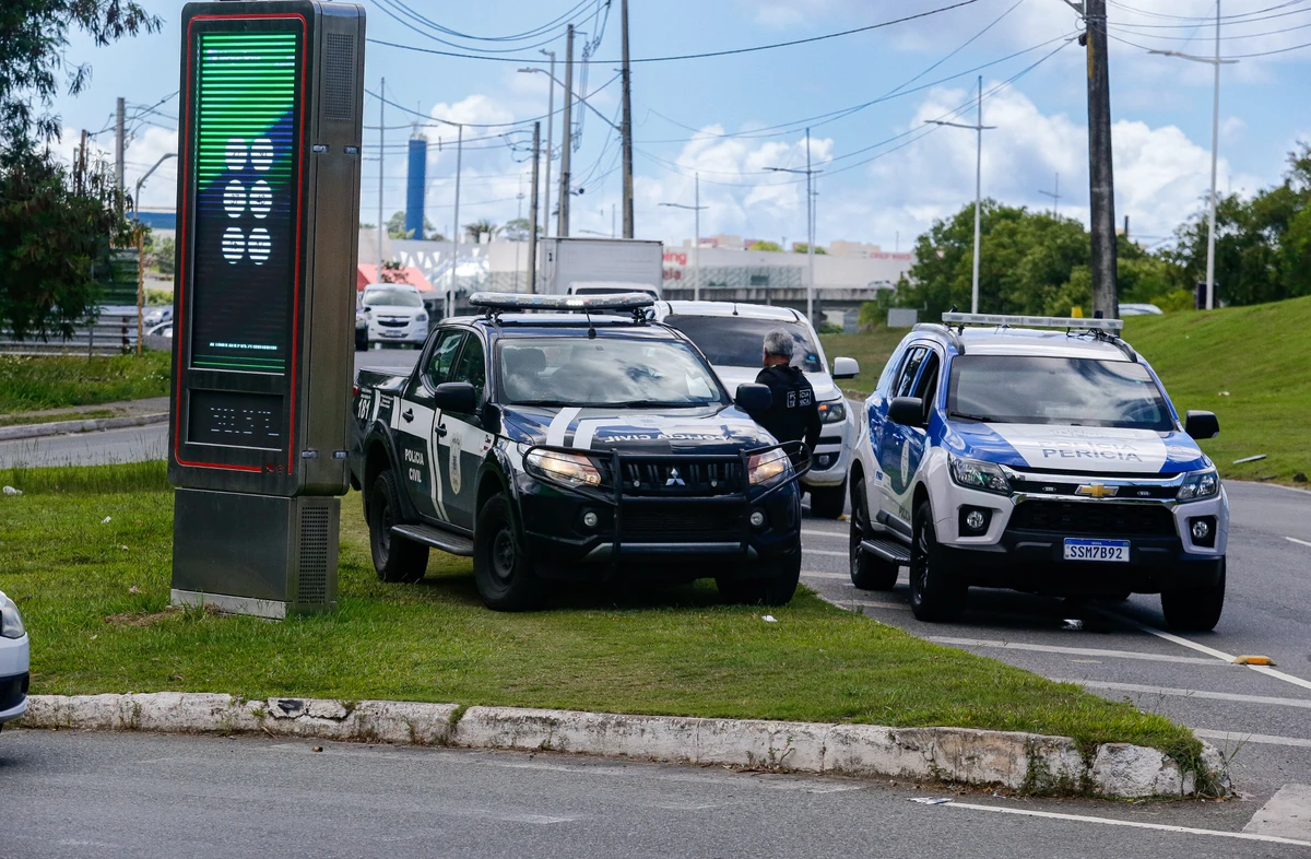 Policiamento na região do tiroteio