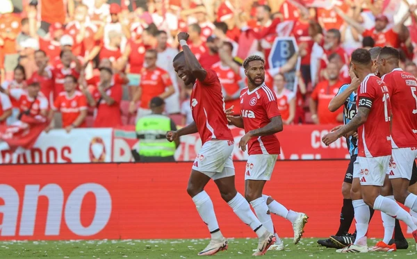 Enner Valencia comemora gol do Internacional