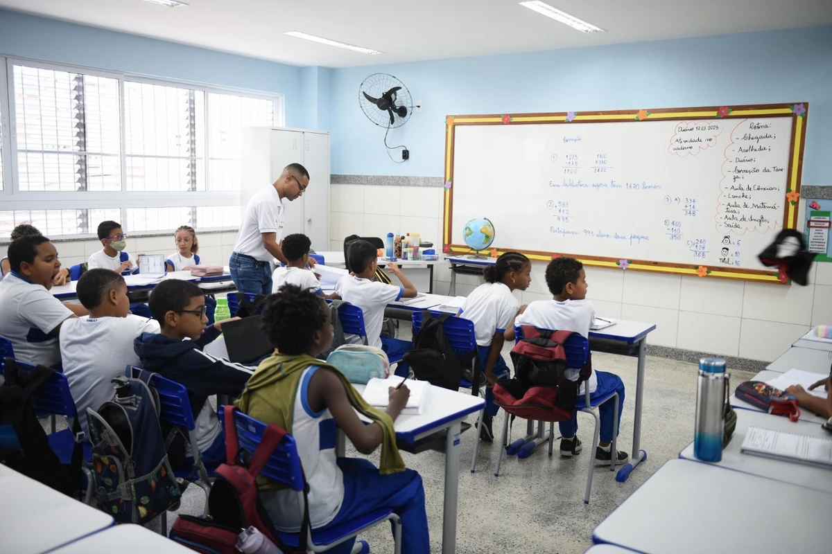  Escola Municipal Cônego Emílio Lobo, localizada em São Caetano,