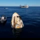 Imagem - Cápsula com astronautas que ficaram 'presos' no espaço por nove meses pousa na Flórida