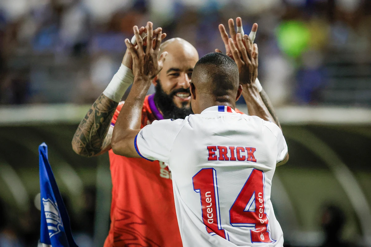 Erick comemora gol marcado sobre o CSA na Copa do Nordeste