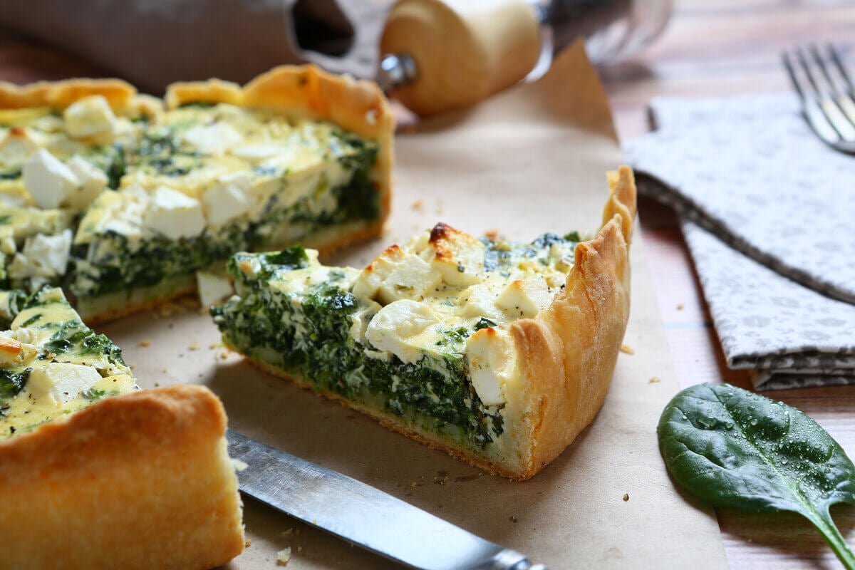 Quiche de alho-poró com espinafre (Imagem: Afanasieva | Shutterstock)