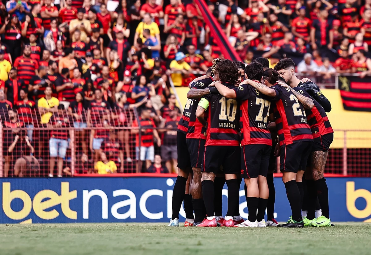 Sport aparece na frente do Bahia em nova pesquisa de torcida